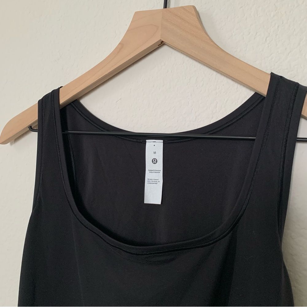 Lululemon Athletica Nulu Squareneck Sleeveless Bodysuit M - Picture 6 of 6